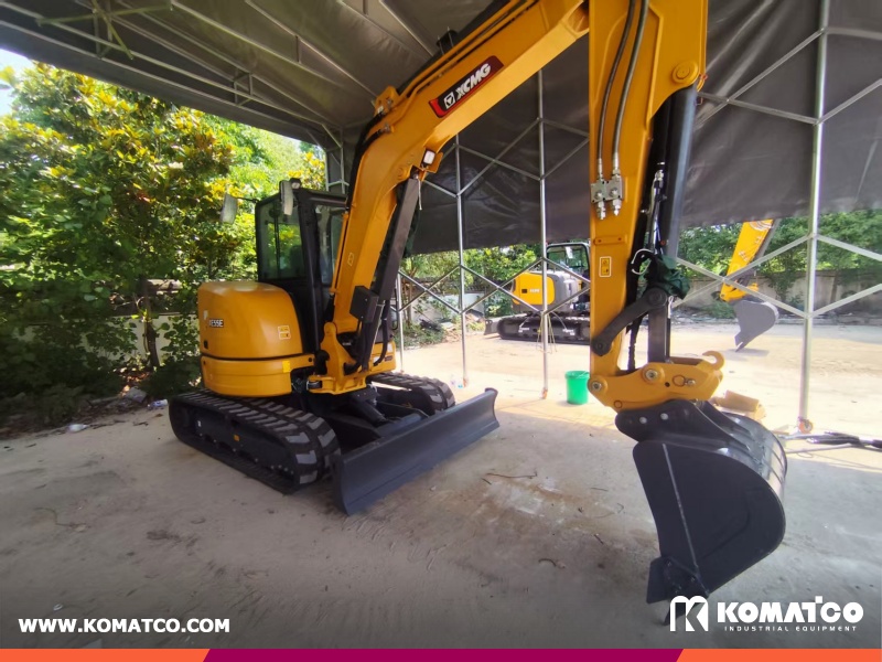 Mayotte - 2 Units XCMG XE55E Excavator & 1 XE80E Excavator