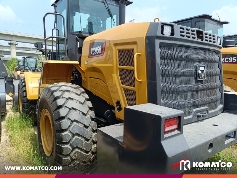 Algeria - 1 Unit XCMG XC958 Wheel Loader