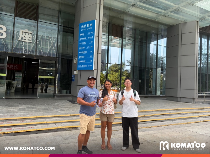 French Polynesia Client Visited XCMG Factory