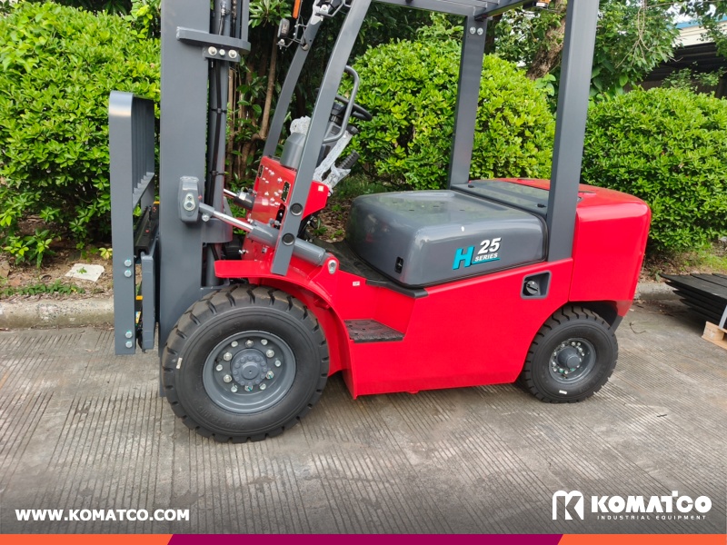 Bolivia - 1 Unit JAC CPCD25 & 1 CPCD30 Forklift